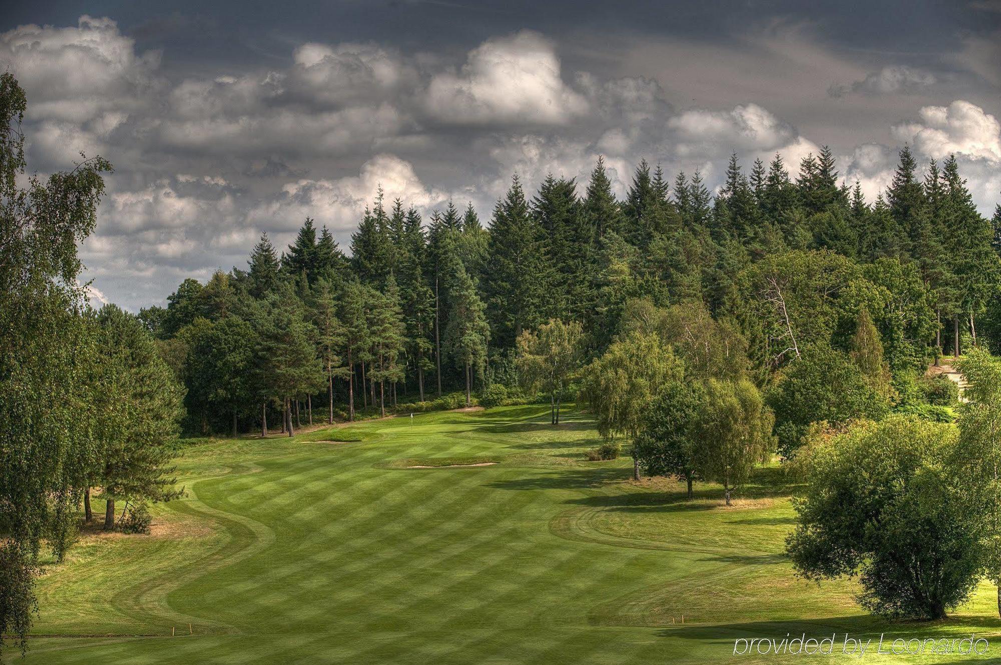 Foxhills Club & Resort Ottershaw Exterior foto